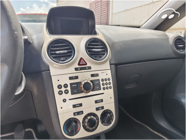 Opel Corsa 1.2 11