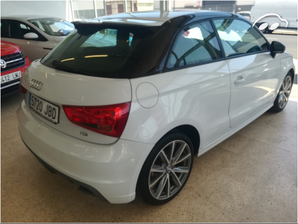 Audi A1  4