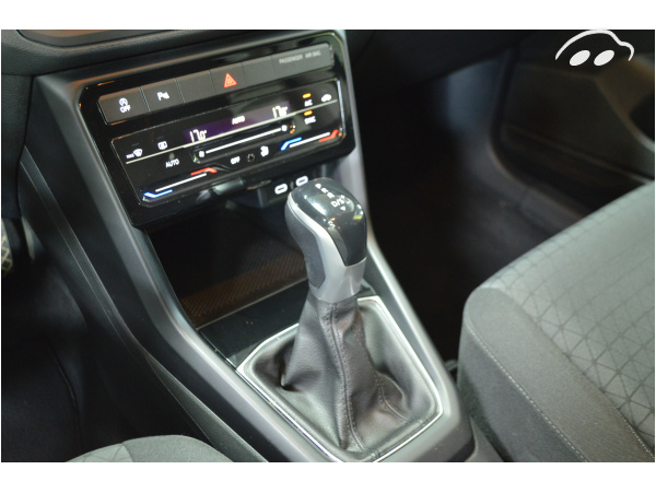 Volkswagen T-cross 1.0 TSI "ADVANCE" DSG 10