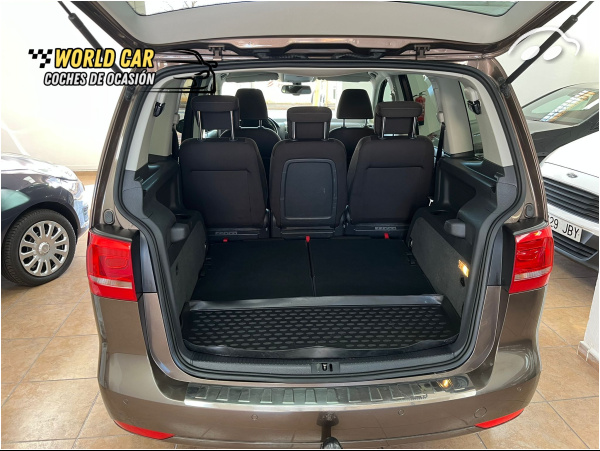 Volkswagen Touran 1.4 TSI ECOFUEL 9