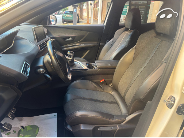 Peugeot 3008  6