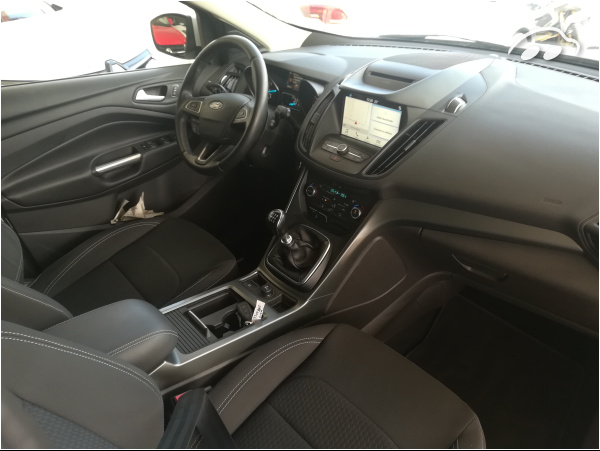 Ford Kuga 1.5 6
