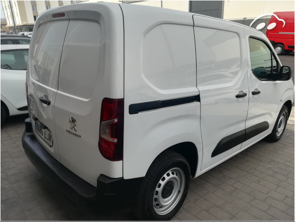 Citroen Berlingo BLUE 102CV 4