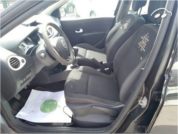 Renault Clio 1.2 Yahoo 4