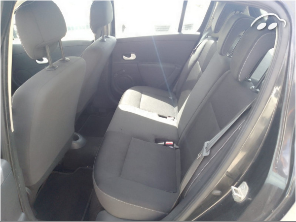 Renault Clio 1.2 Yahoo 6