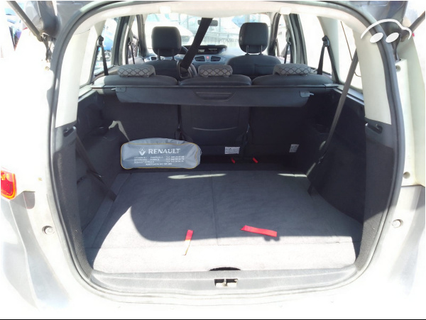 Renault Grand Scenic 1.5 dci 7 Plazas 10