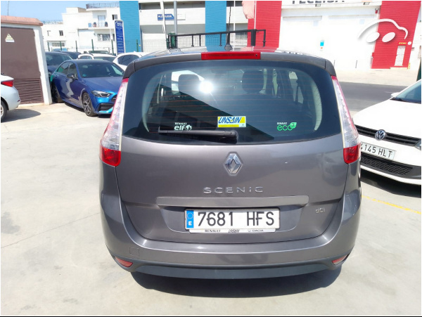 Renault Grand Scenic 1.5 dci 7 Plazas 5