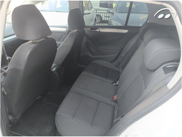 Volkswagen Golf 1.6 TDI Golf VI 10