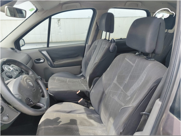 Renault Scénic 1.9 8