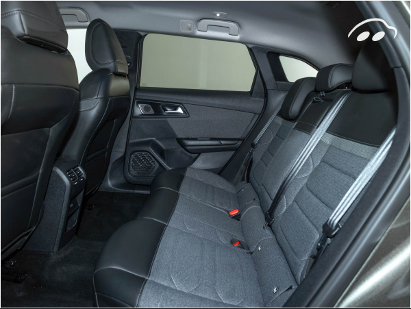 Citroen C5 X TURBO GASOLINA 1.2 130CV 11