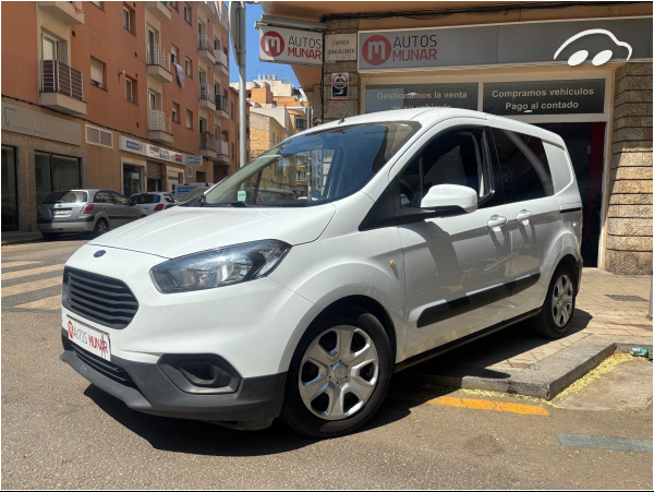 Ford Transit courier  2