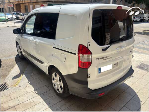 Ford Transit courier  3