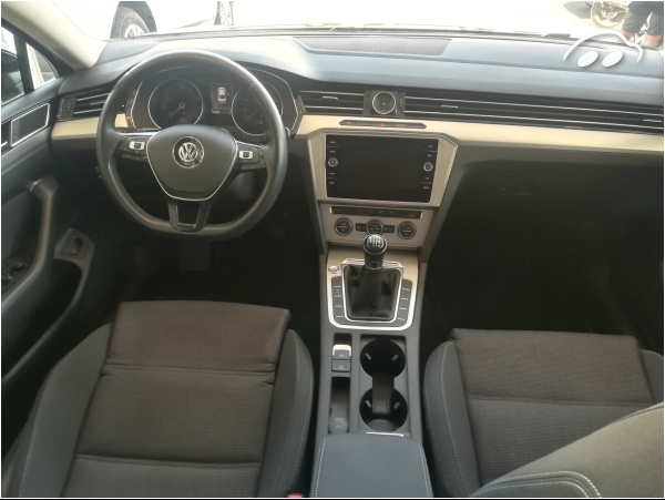 Volkswagen Passat 1.5 5