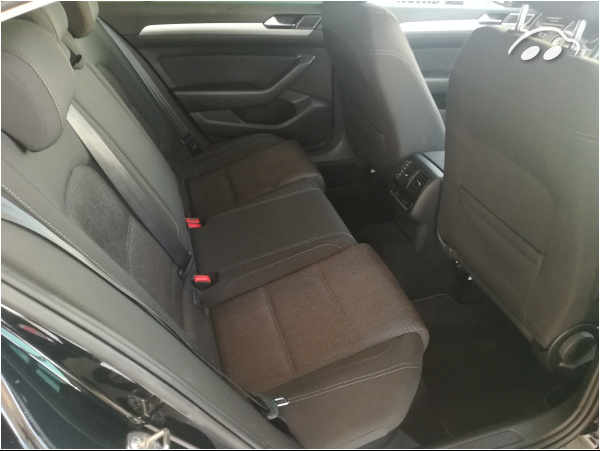 Volkswagen Passat 1.5 7
