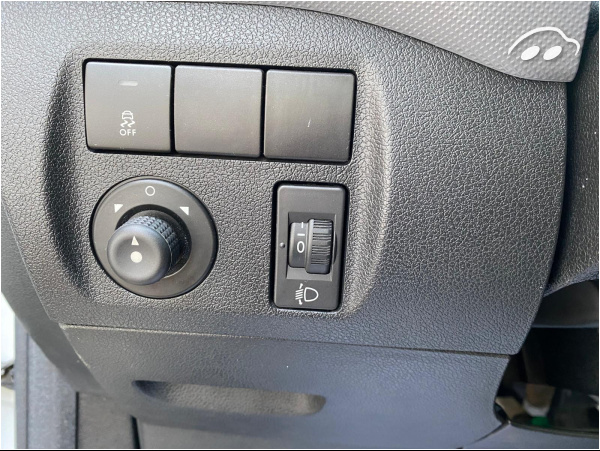Citroen Berlingo  Furgon 1.6 BHDI 4P BACA TECHO 12