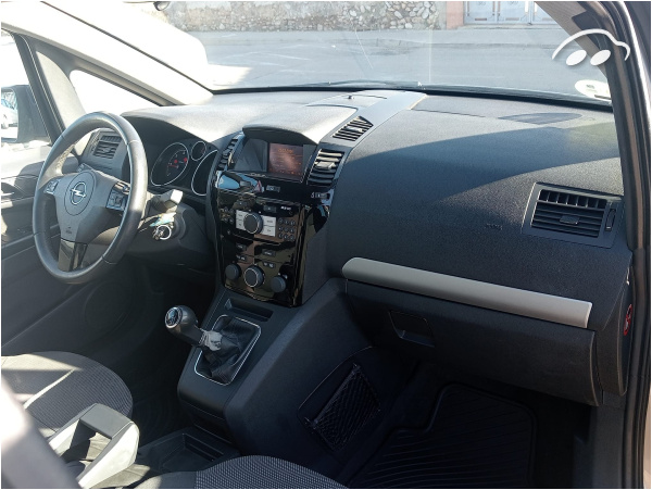 Opel Zafira 1.7CDTi 111 Years, 3