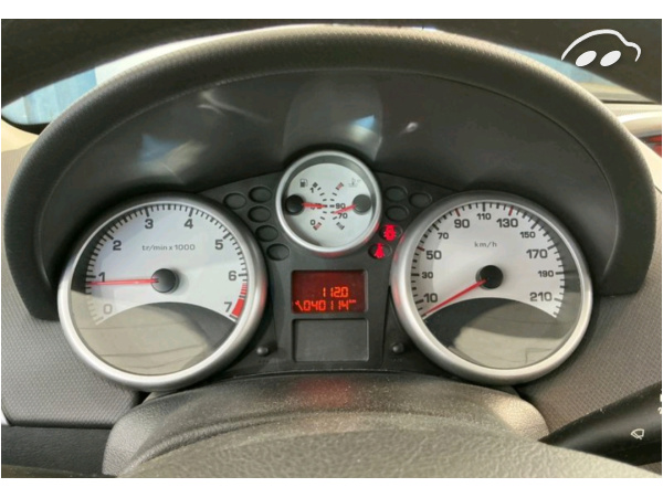 Peugeot 207 1.4 Confort 3