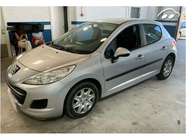 Peugeot 207 1.4 Confort 1