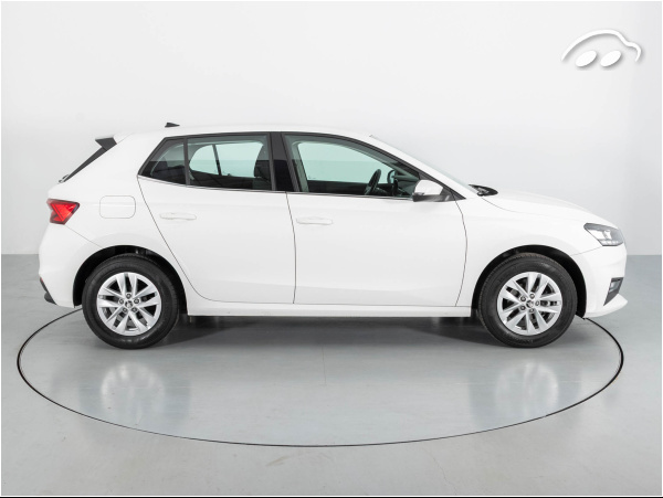 Skoda Fabia AMBITION 1.0 MPI 80CV 4