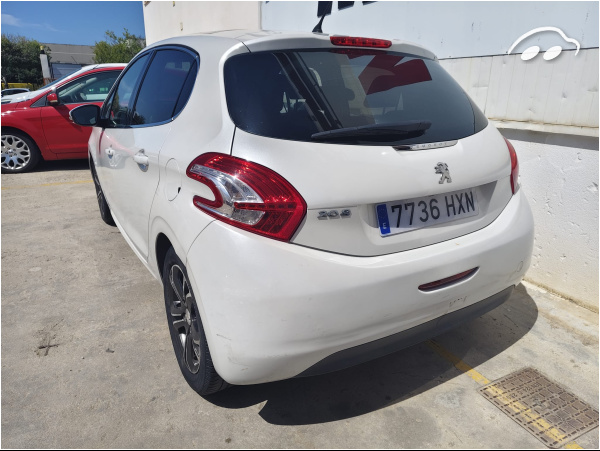 Peugeot 208 1.2 3