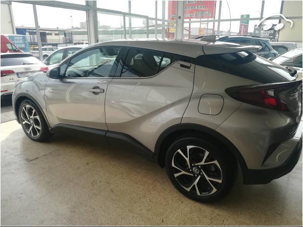 Toyota C-HR 1.8 140H Hybrid Active 2