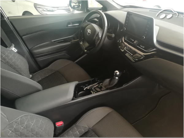 Toyota C-HR 1.8 140H Hybrid Active 6