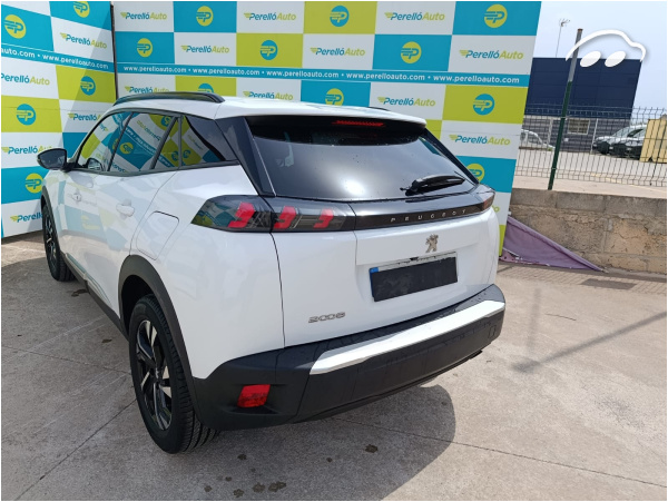 Peugeot 2008 ALLURE PURETECH 100 8