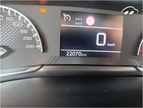Peugeot 208 ALLURE PURETECH 100 3
