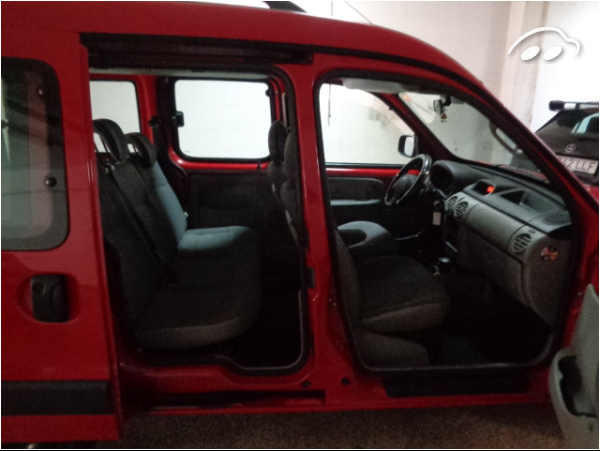 Renault Kangoo 1.6 PRIVILEGE 6