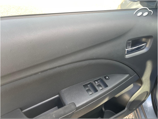 Mitsubishi Space Star  7