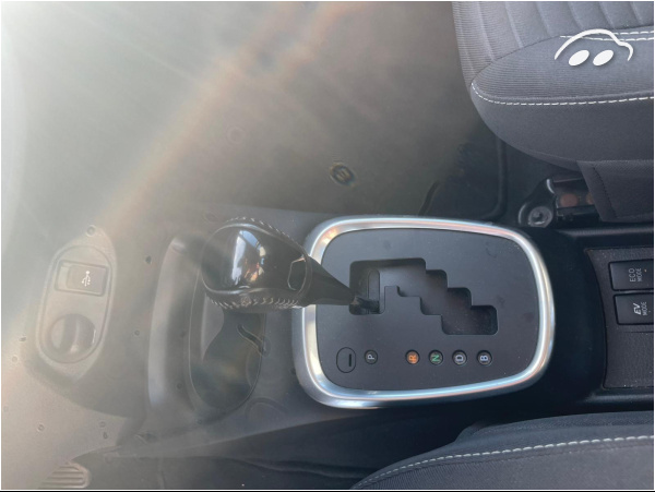 Toyota Yaris  5