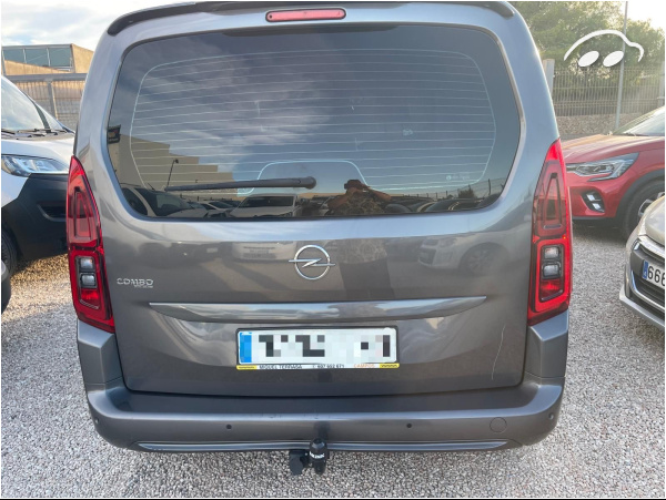 Opel Combo  11