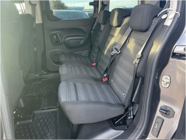 Opel Combo  8