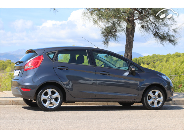 Ford Fiesta 1.2 4CYL 10