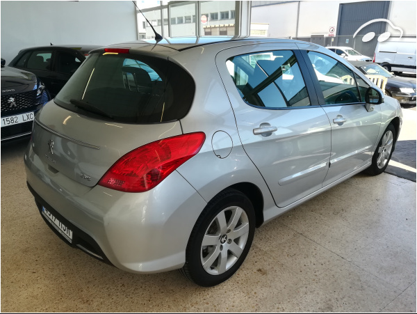 Peugeot 308 ACTIVE 4