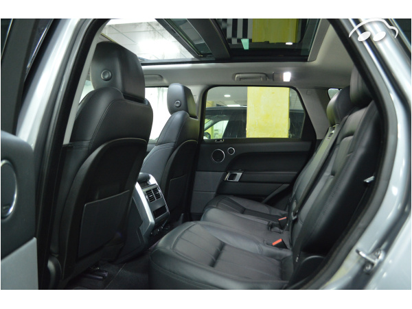Land Rover Range Rover sport hse 3.0 SDV6 HSE DYNAMIC 8