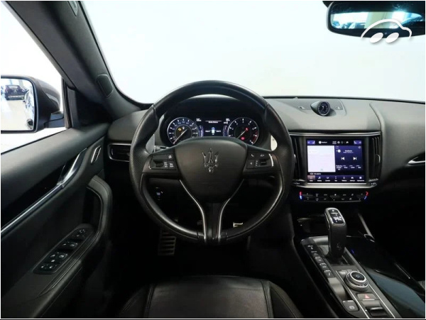 Maserati Levante 330 GTHYBRID MY23 6