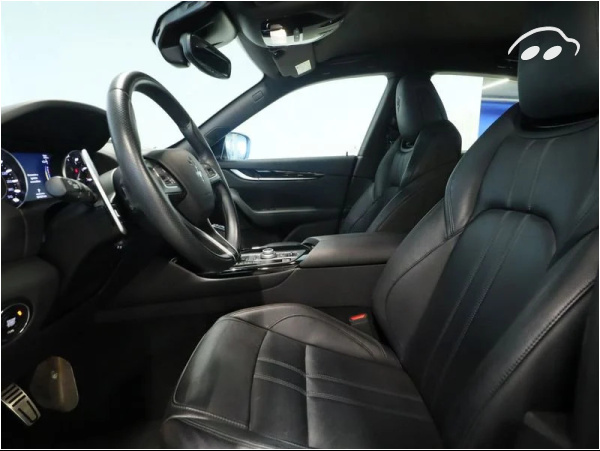 Maserati Levante 330 GTHYBRID MY23 9