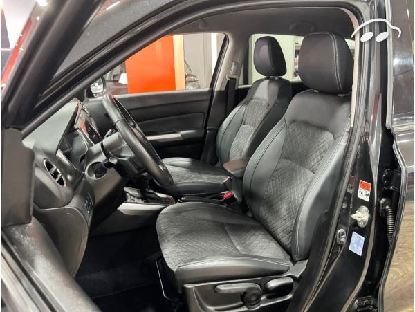 Suzuki Vitara 1.5 GLX 4WD STRONG HYBRID AUTOMÁTICO  8