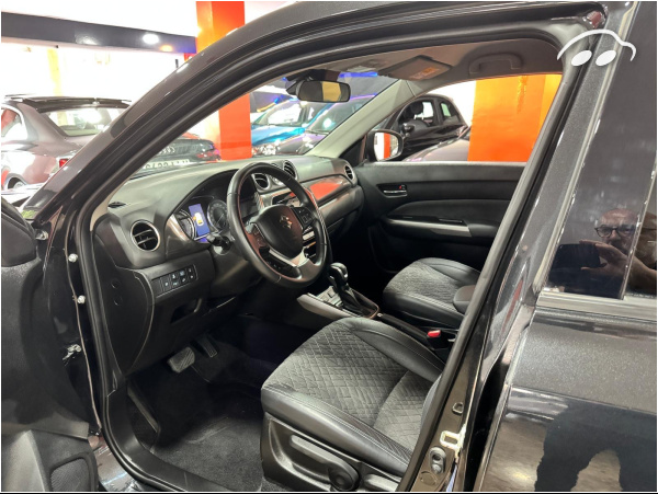 Suzuki Vitara 1.5 GLX 4WD STRONG HYBRID AUTOMÁTICO  10