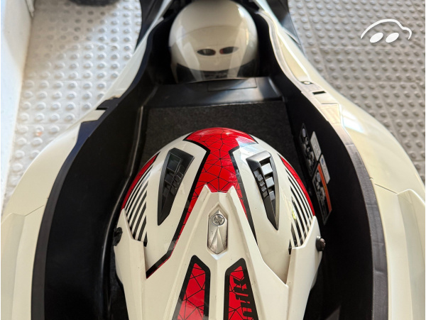 Honda E HONDA FORZA 300 CC 6
