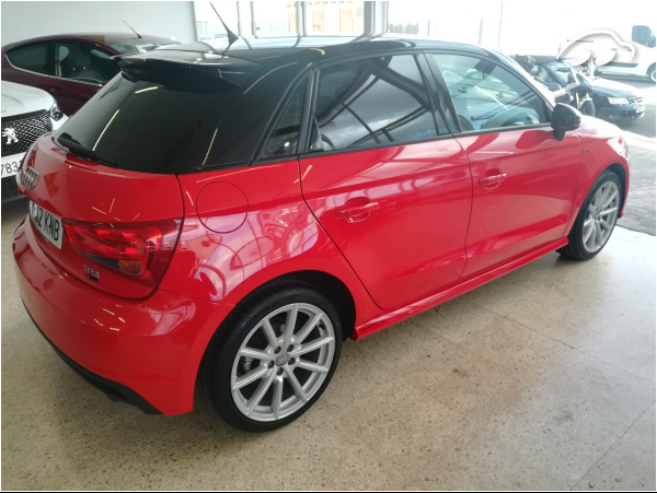 Audi A1  Sportback 1.0 5
