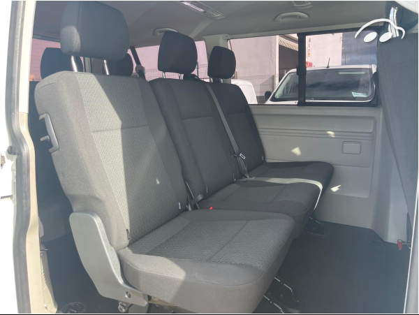 Volkswagen CARAVELLE  7