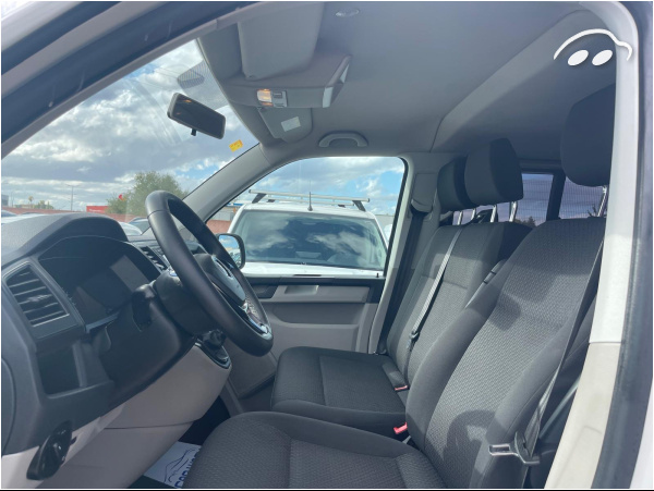 Volkswagen CARAVELLE  6