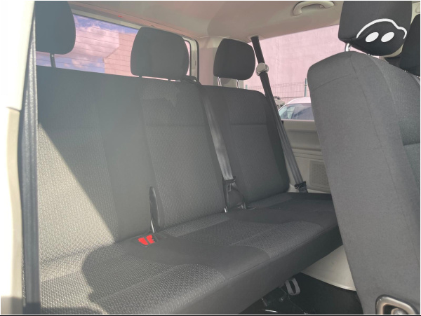 Volkswagen CARAVELLE  8