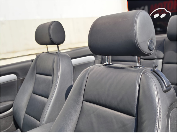 Audi A4 Cabrio 1.8 i Turbo Multitronic 12