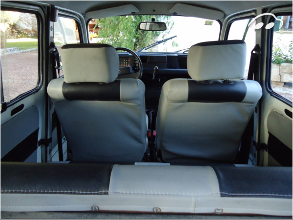 Renault 4L TL  1.1 cc 10
