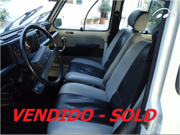 Renault 4L TL  1.1 cc 6