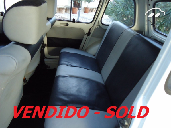 Renault 4L TL  1.1 cc 8