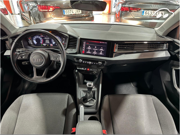 Audi A1 35 TFSI SPORTBACK 11